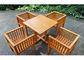 पनरोक गार्डन टेबल और कुर्सियों, ठोस लकड़ी के गार्डन फर्नीचर स्थिर टिकाऊ आपूर्तिकर्ता